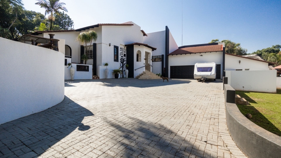 4 Bedroom Property for Sale in Safari Gardens North West